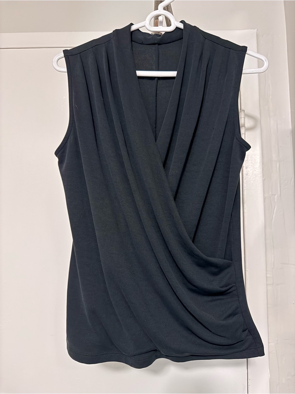 Banana Republic Black Sleeveless Surplice Wrap Top V-Neck